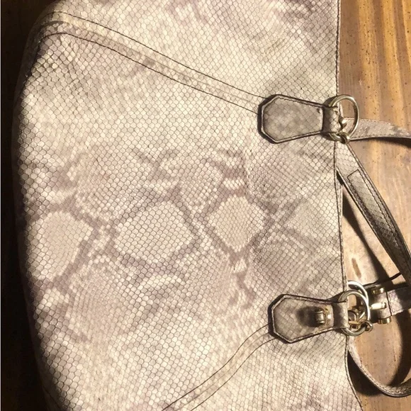 MICHAEL Michael Kors Gray Snake Print Shoulder Bag - Picture 3 of 4